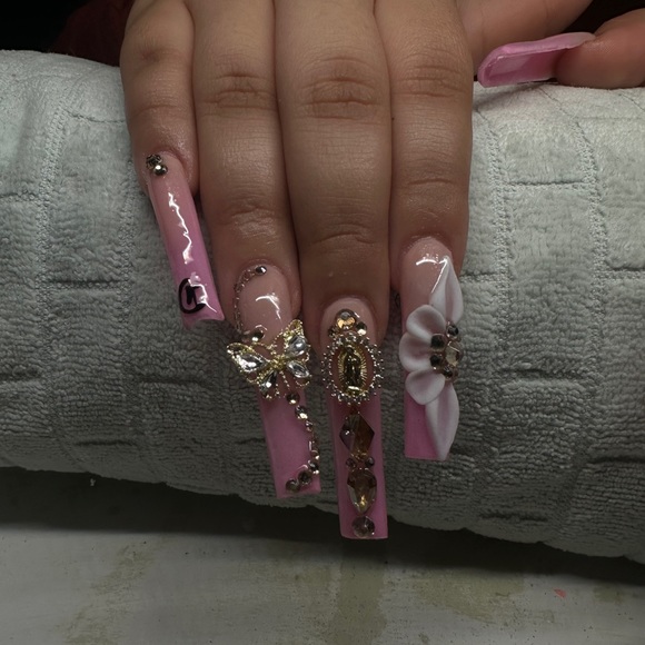 Az Nail-Tech - Picture 6 of 10